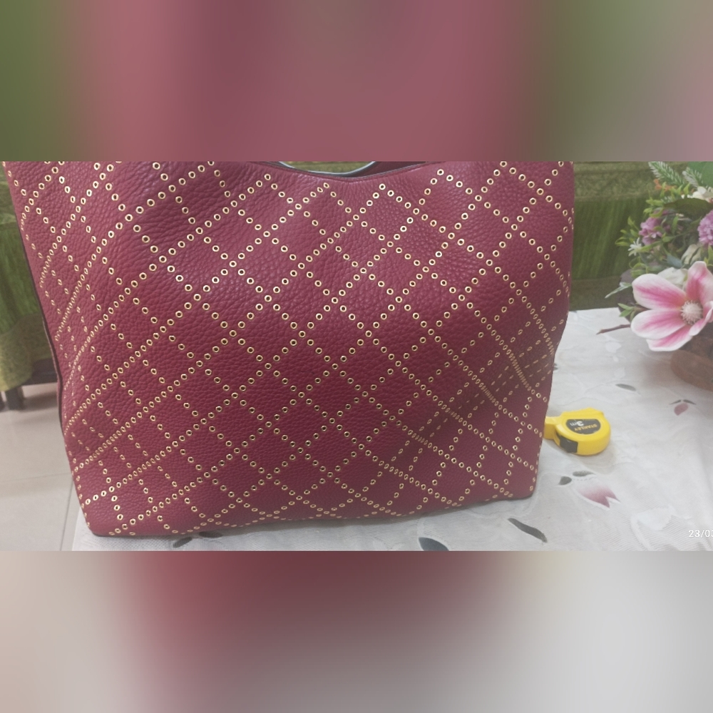 Authentic Michael Kors Brooklyn Limited Edition Large Tote - Picture 4 of 13